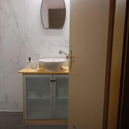 Forest 104 Apartment